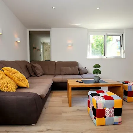 Apartment Puntamica *